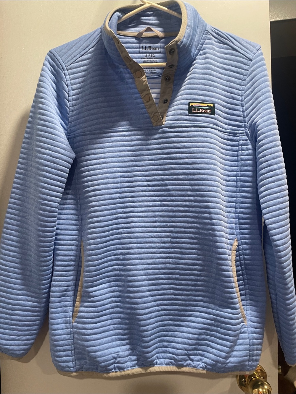 L.L.Bean Powder Blue Quilted Snap Pullover with Cream Trim size S